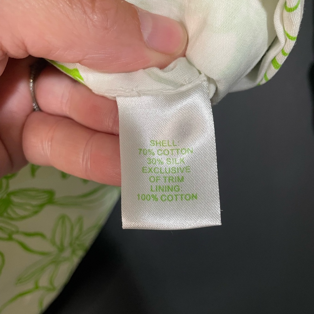Lilly Pulitzer Green and White Floral Tunic - Picture 8 of 9